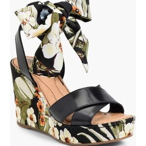 Born Black and Floral Wedge Sandals